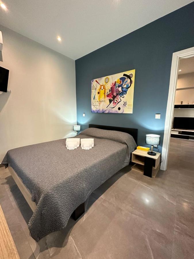 Syntagma Contemporary Apartment เอเธนส์ ภายนอก รูปภาพ